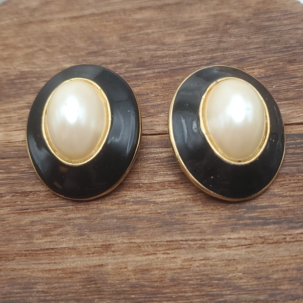 80s large oval statement pearl earrings clip‎ on E207